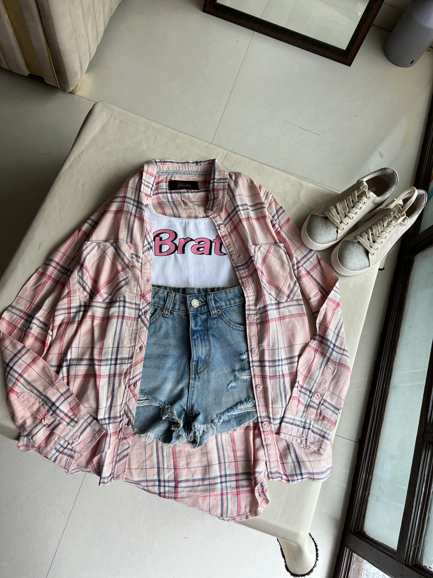 Outfit Box 65