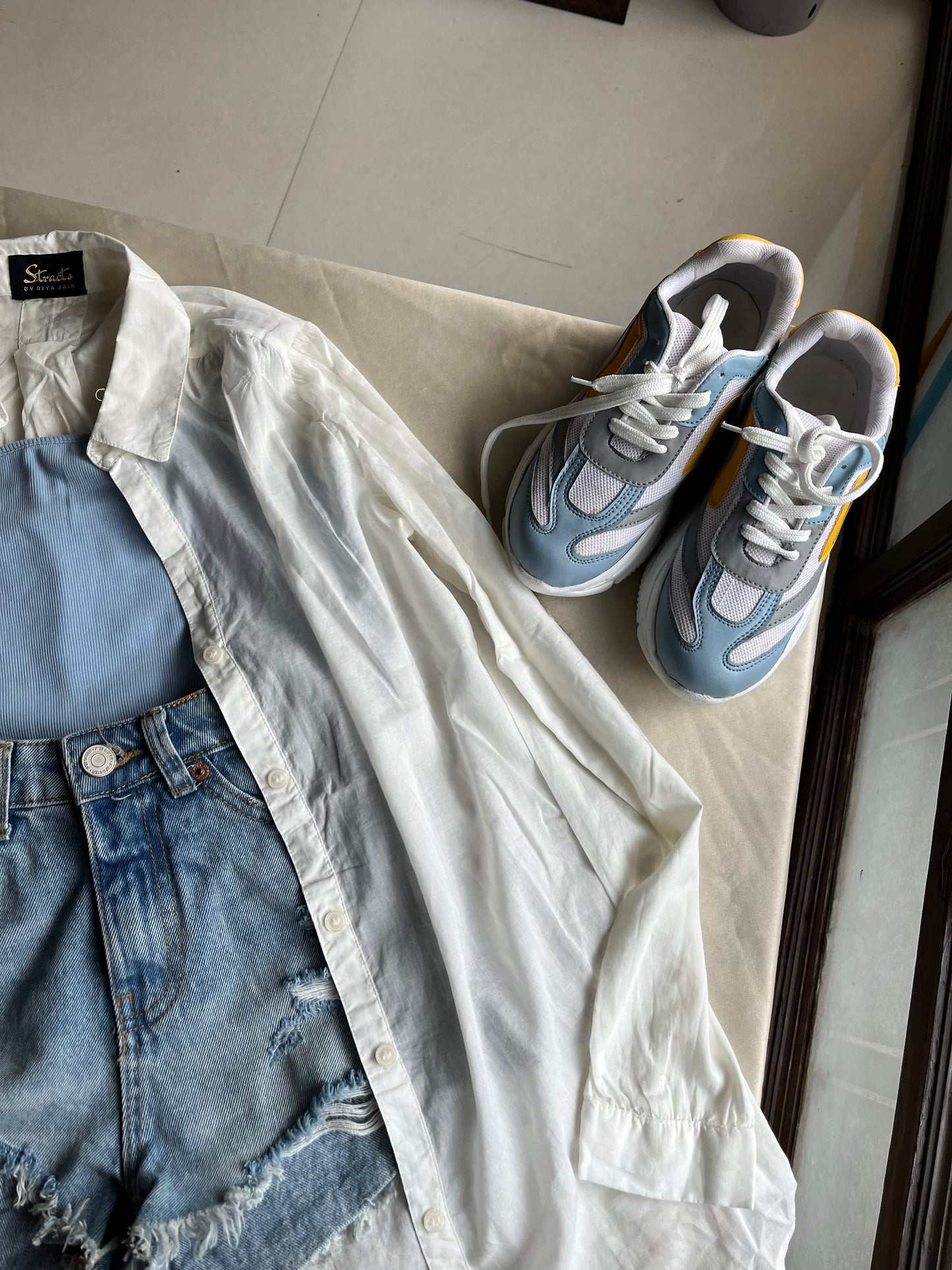 Outfit Box 77