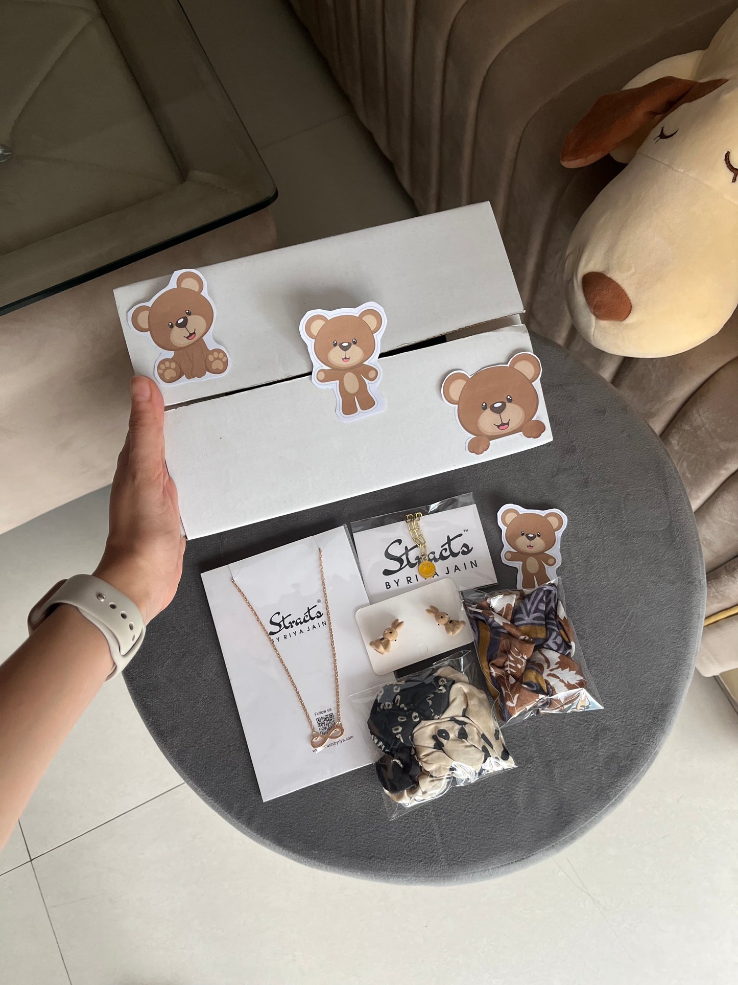 Teddy Hamper