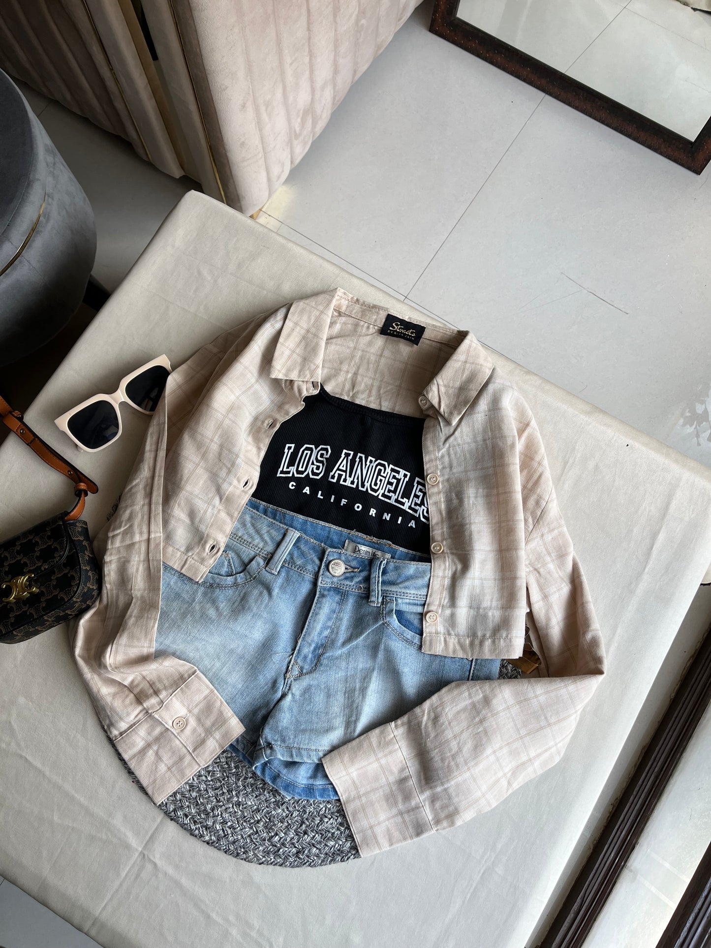 Outfit Box